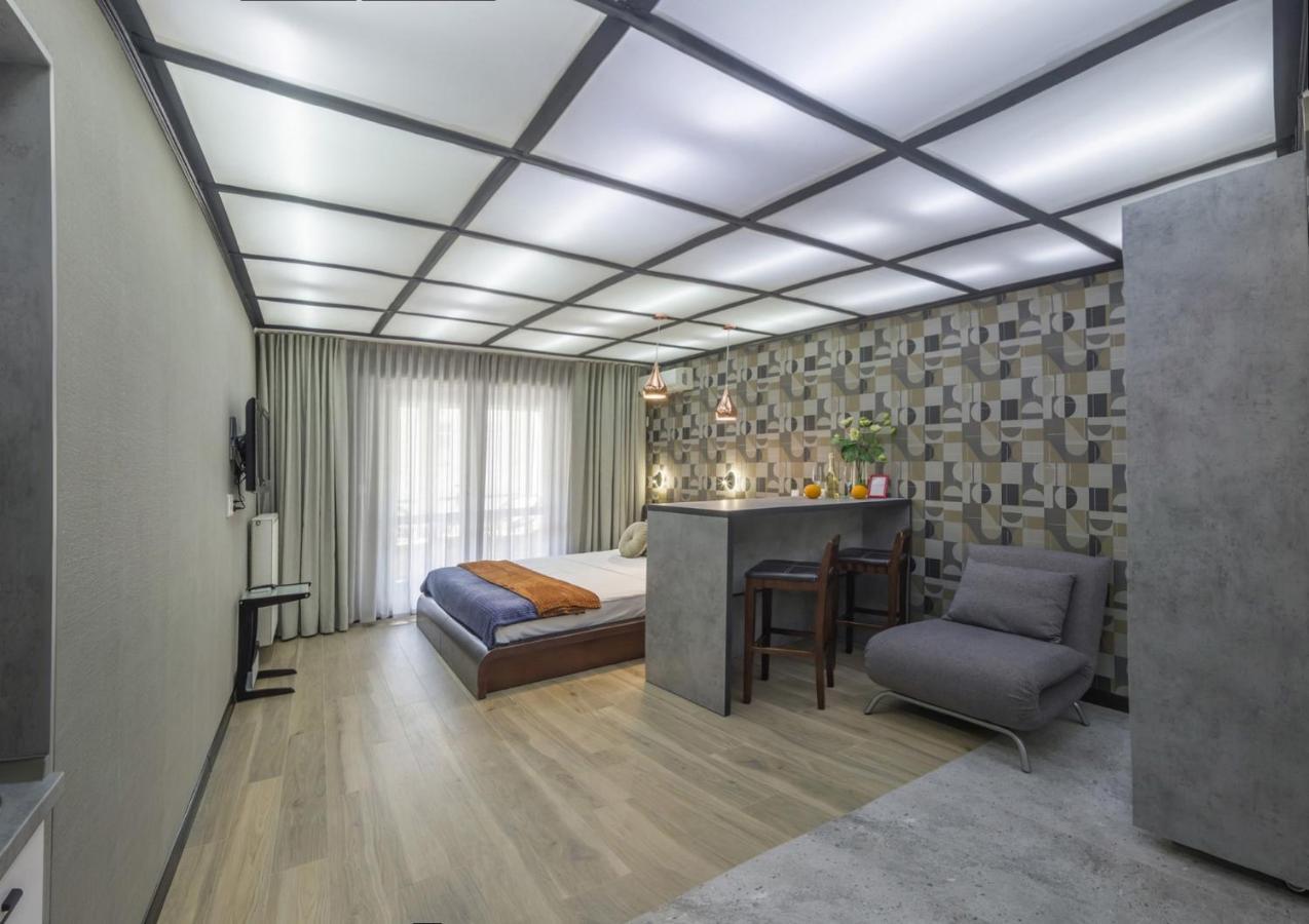 Paradis Odessa Apartments エクステリア 写真
