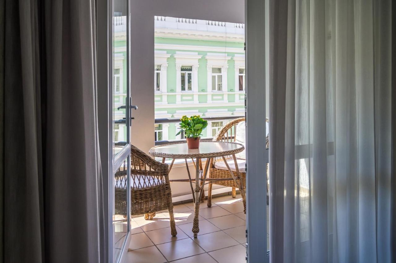 Paradis Odessa Apartments エクステリア 写真