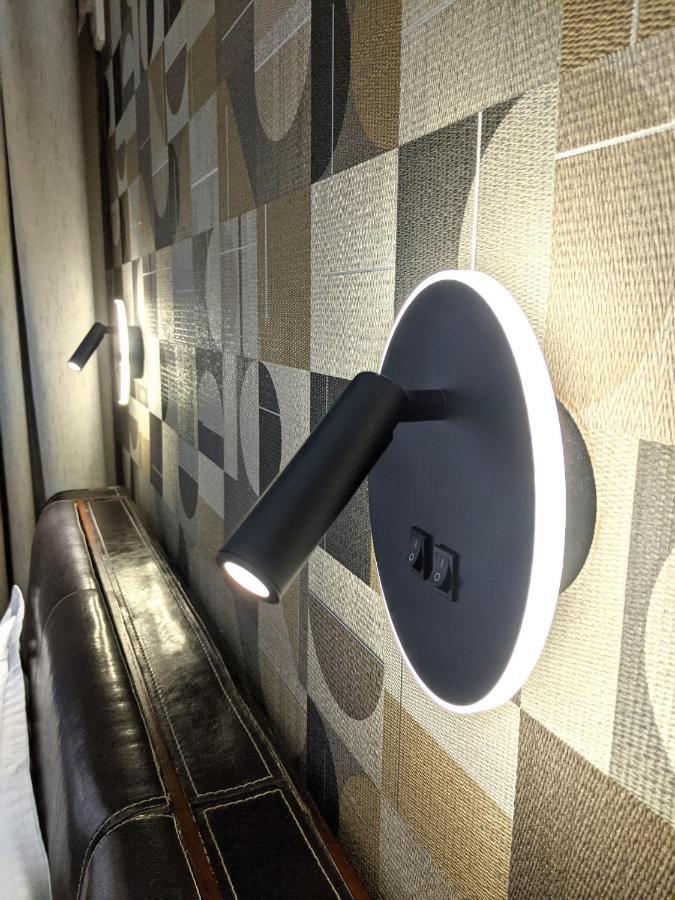 Paradis Odessa Apartments エクステリア 写真