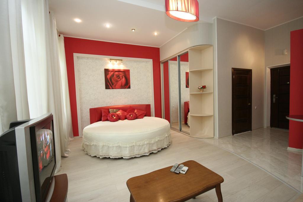 Paradis Odessa Apartments エクステリア 写真
