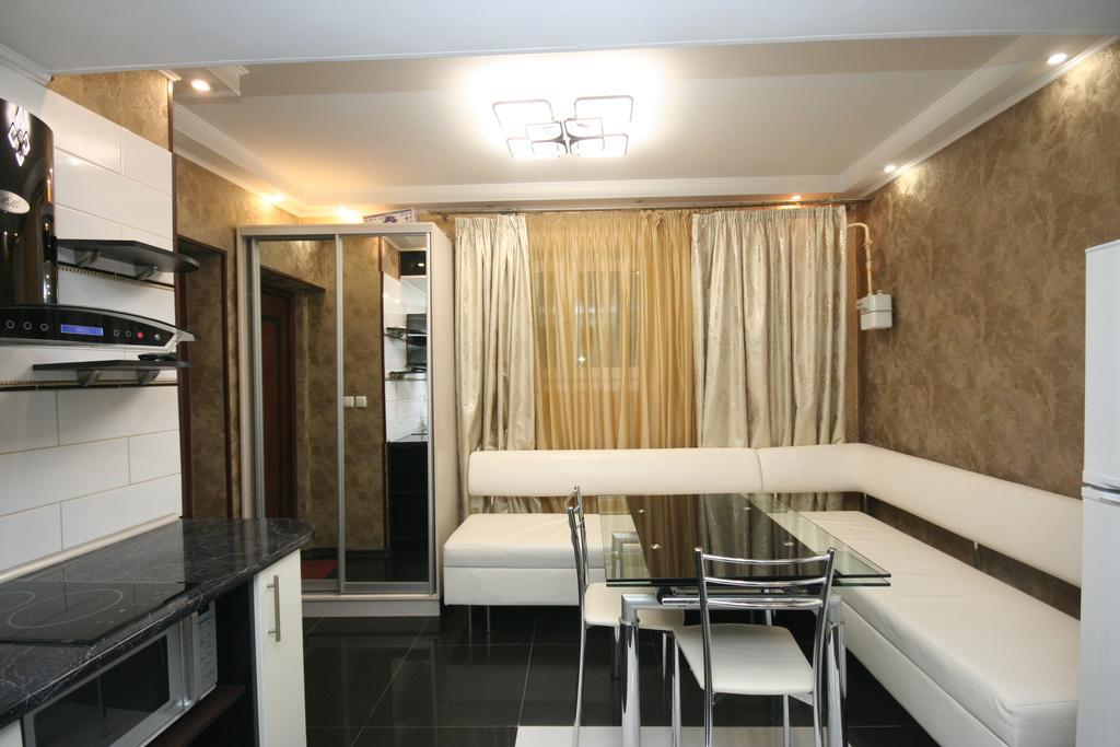 Paradis Odessa Apartments エクステリア 写真