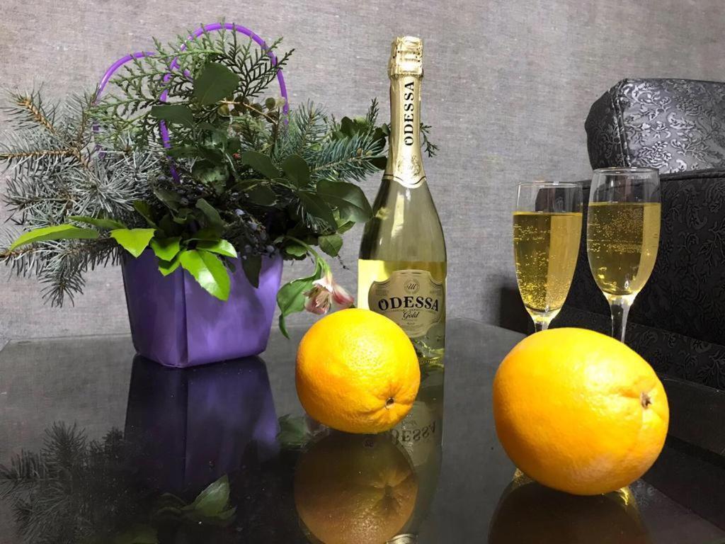 Paradis Odessa Apartments エクステリア 写真