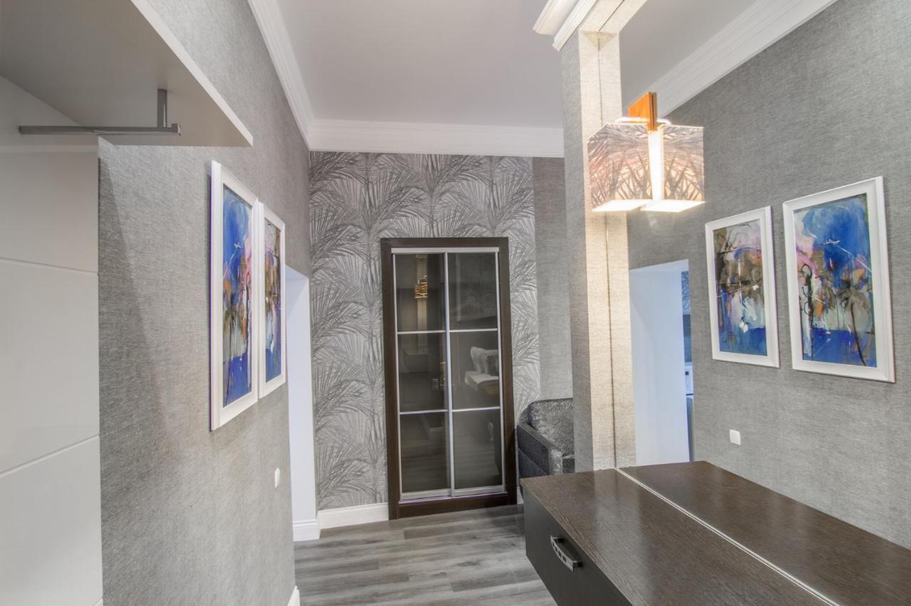 Paradis Odessa Apartments エクステリア 写真