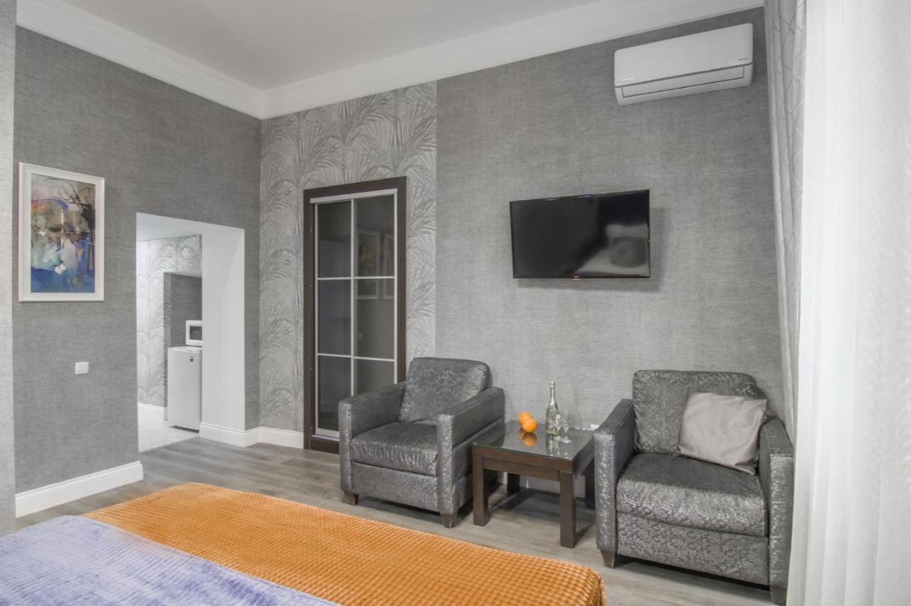 Paradis Odessa Apartments エクステリア 写真
