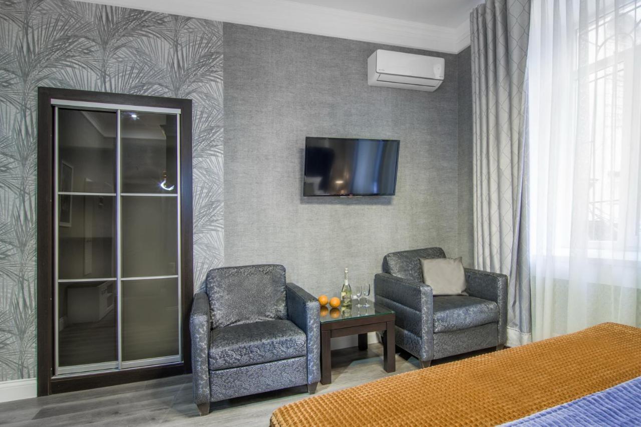 Paradis Odessa Apartments エクステリア 写真