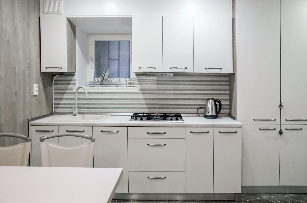 Paradis Odessa Apartments エクステリア 写真